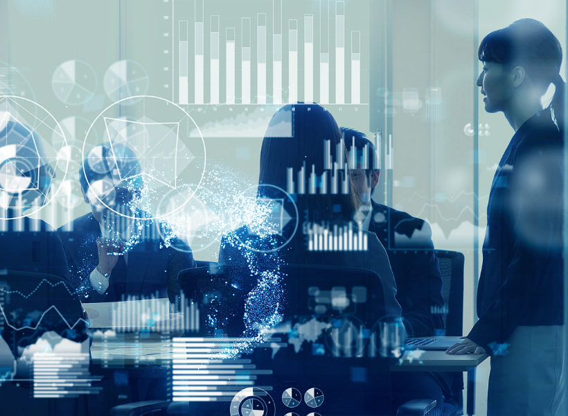 デジタルトランスフォーメーションについての話し合いをしているイメージの写真